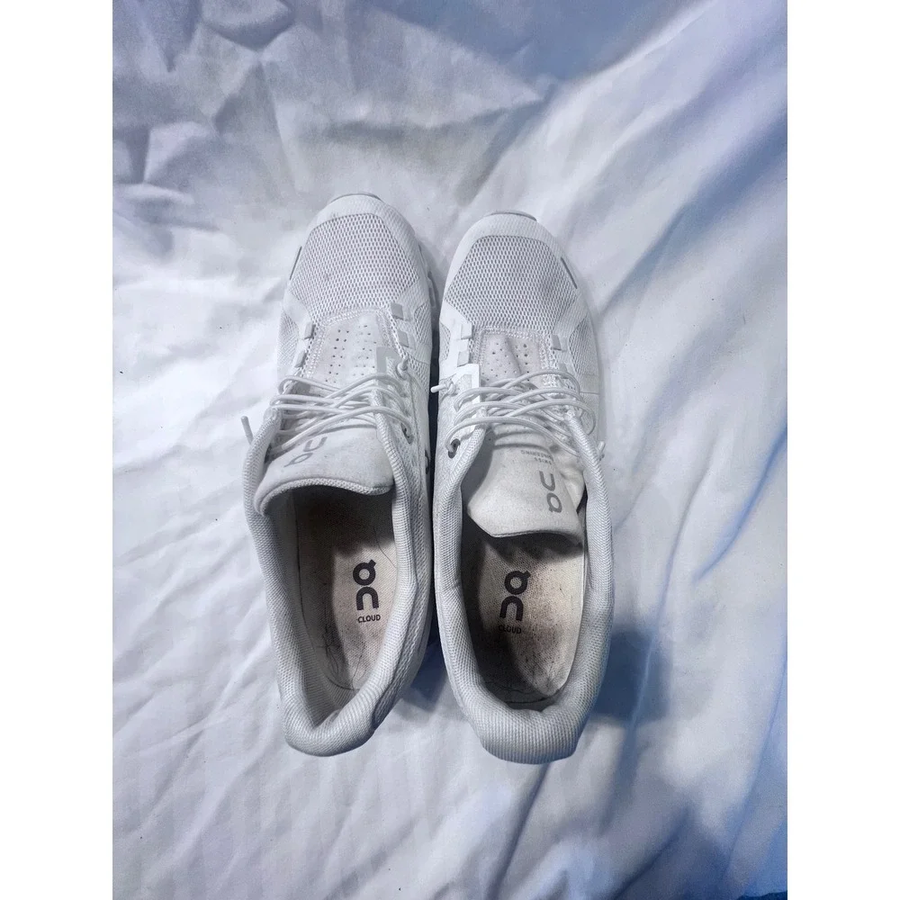 On Cloud 5 Womens Running Shoes White Mesh Sneakers 59.98373 US 9.5